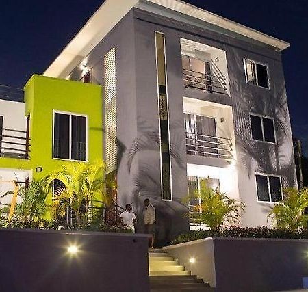 Nuben Court- Kumasi City Ngoại thất bức ảnh