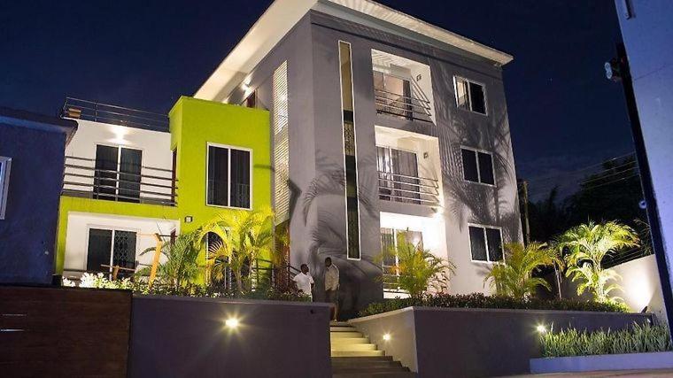 Nuben Court- Kumasi City Ngoại thất bức ảnh