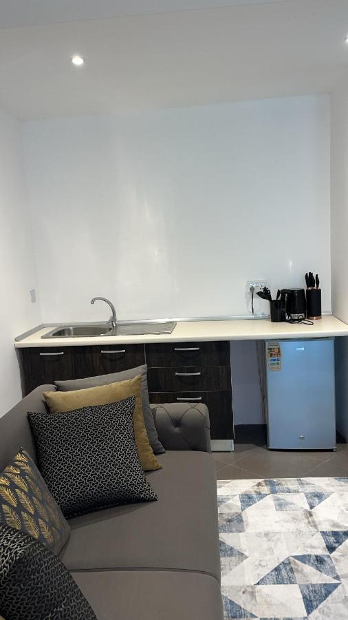 Nuben Court- Kumasi City Ngoại thất bức ảnh